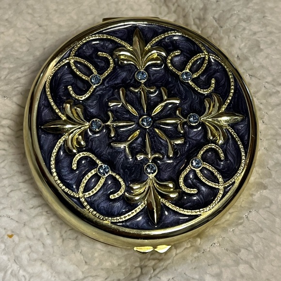 PARTYLITE Brass Travel Candle Holder Tea Light Blue Enamel Jeweled Magnetic Lid - Picture 5 of 12